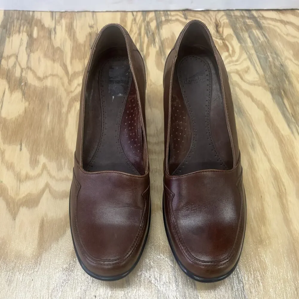 Dansko Ren Slip On Shoes Women EU 40 US 9 Loafer Heels Brown Leather Career
